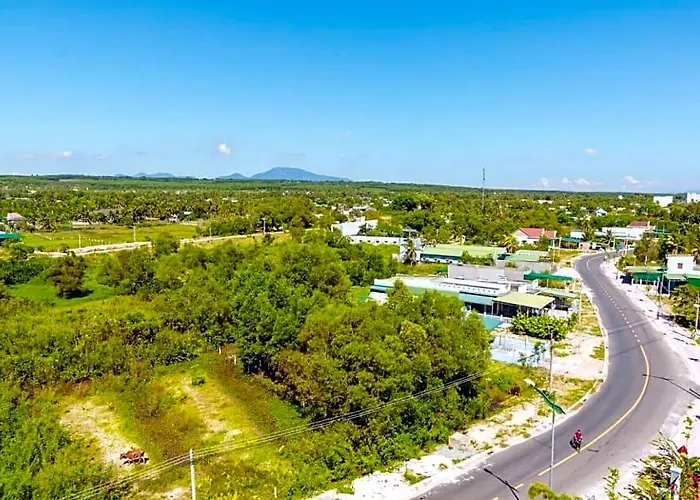 Khách sạn Khach San Ngoc Thuy Lagi