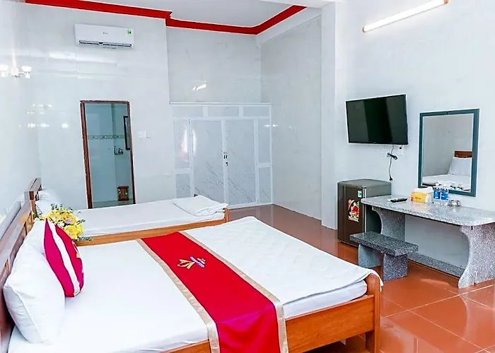 Khách sạn Khach San Ngoc Thuy Lagi